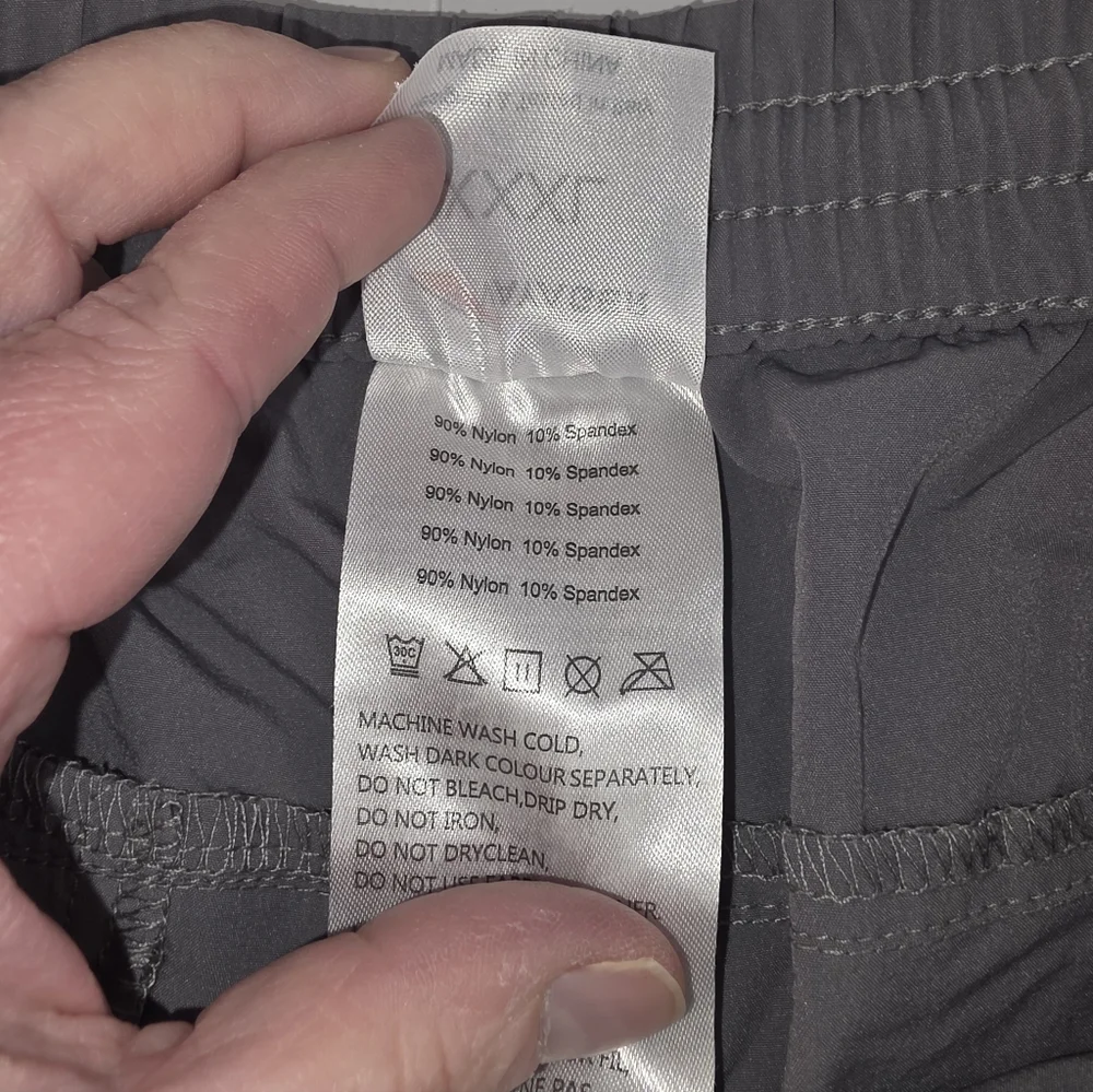 Vayager Women's Gray Cargo Hiking Capri Cropped Pants Size XXXL I-1632